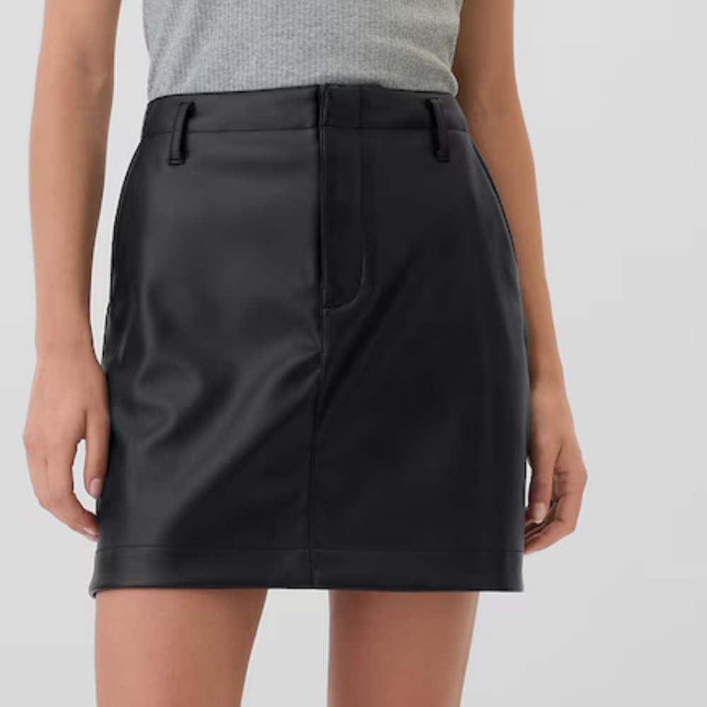 Vegan leather mini skirt